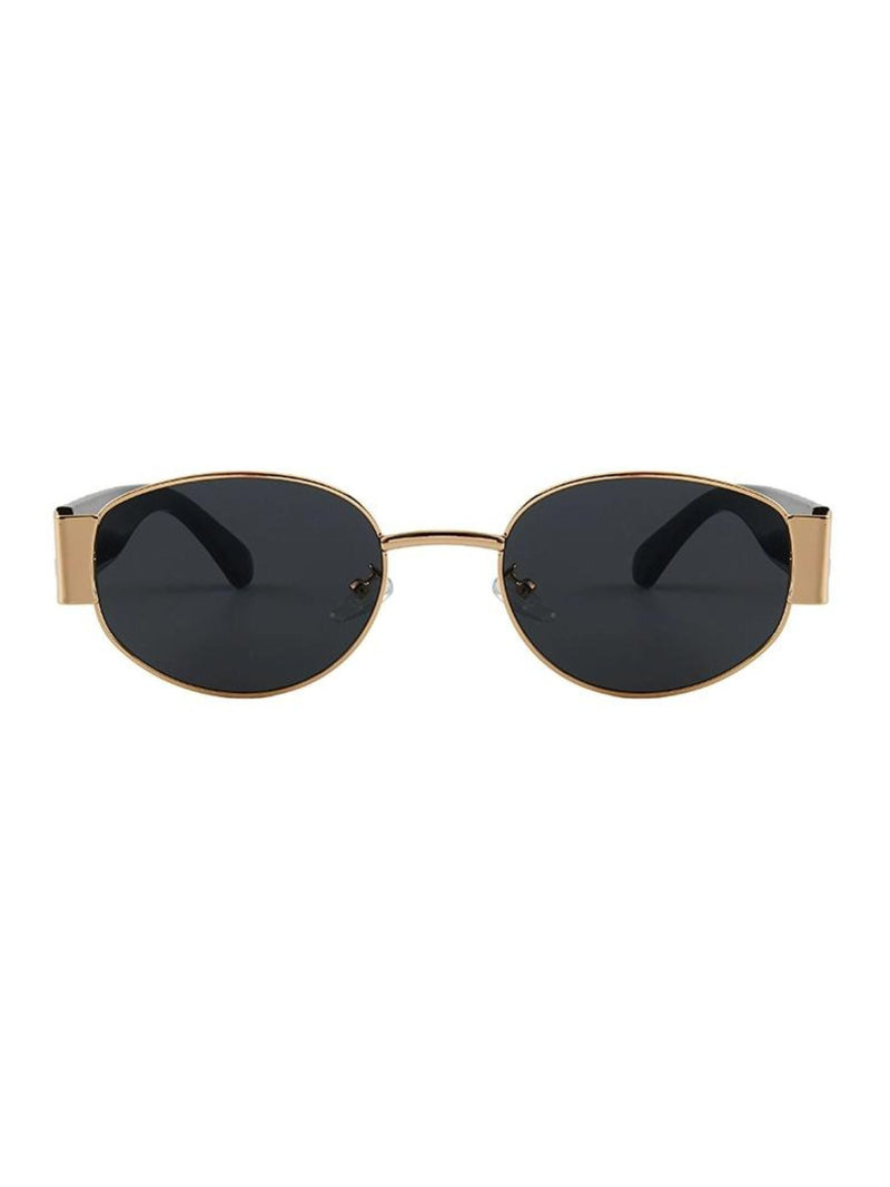 Sophisticated Garment with a Clean Classic Look