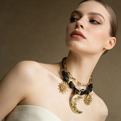 Effortlessly Elegant Garment with a Timeless Design