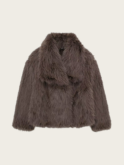 Effortlessly Elegant Jacket with a Timeless Design