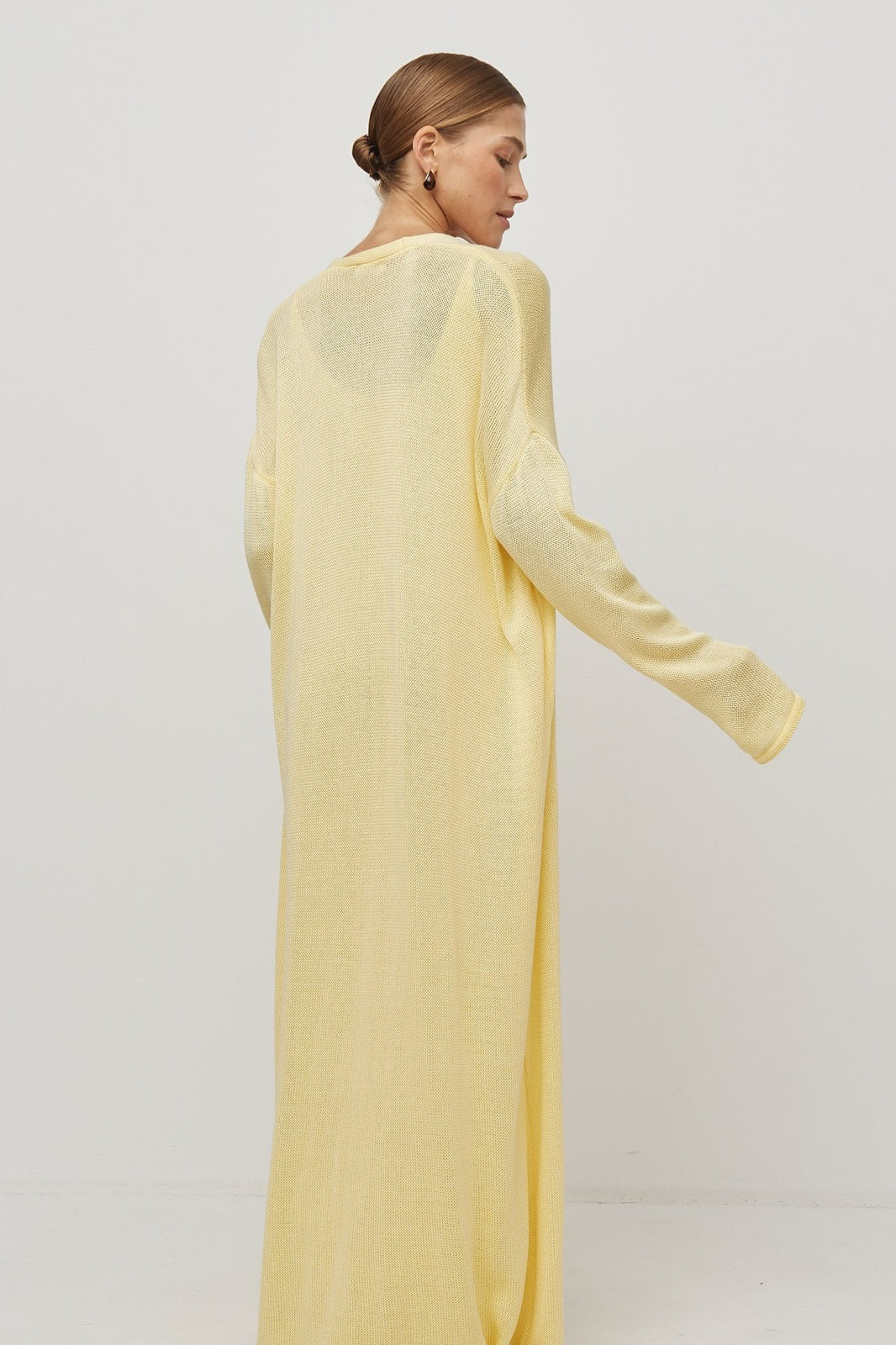 Effortlessly Elegant Garment with a Timeless Design