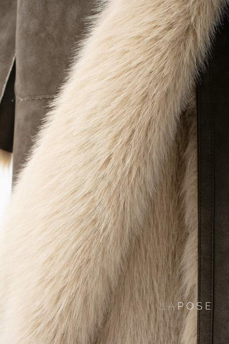 Beautifully Finished Coat in a Timeless Design