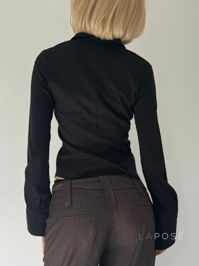 Classic Vintage Shirt with a Flattering Fit