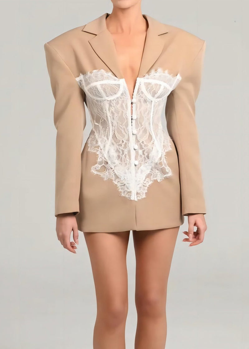 Beautifully Finished Garment in a Timeless Design