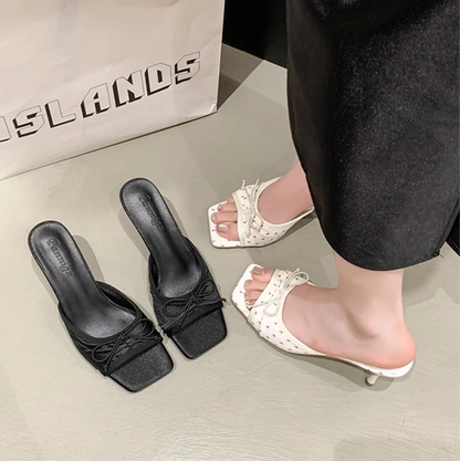 Polished Heels with an Effortless Classic Look