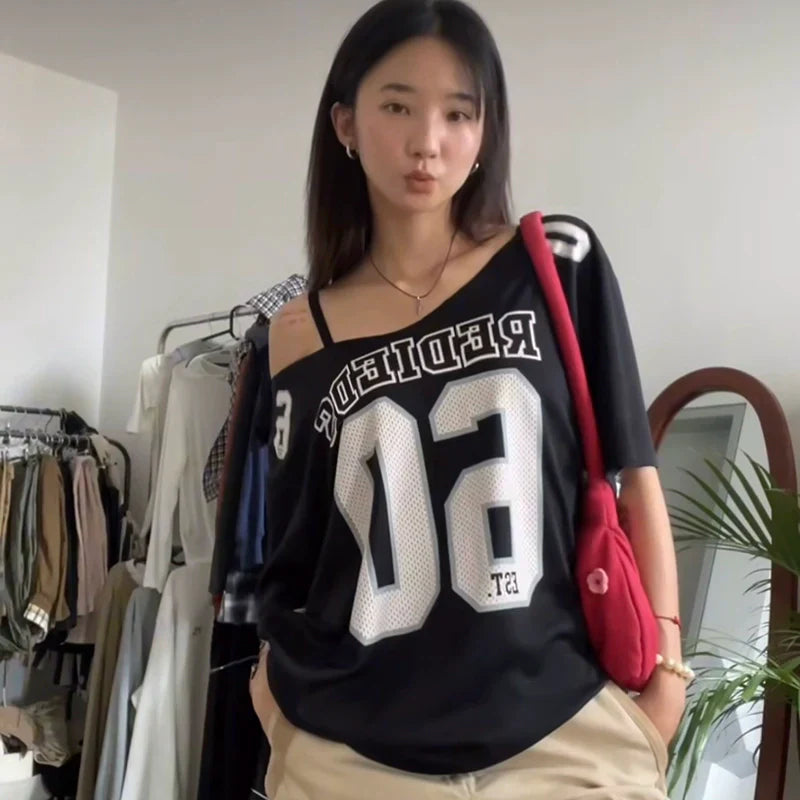 Effortlessly Elegant T-Shirt with a Timeless Design