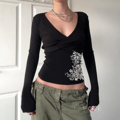 Effortlessly Elegant Top with a Timeless Design