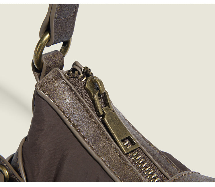 Beautifully Finished Bag in a Timeless Design