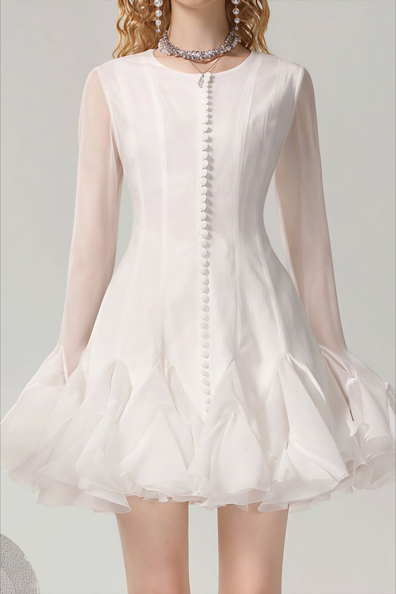 Well Tailored Dress with a Graceful Silhouette