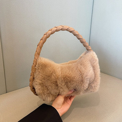 Elegantly Styled Bag for Everyday Wear