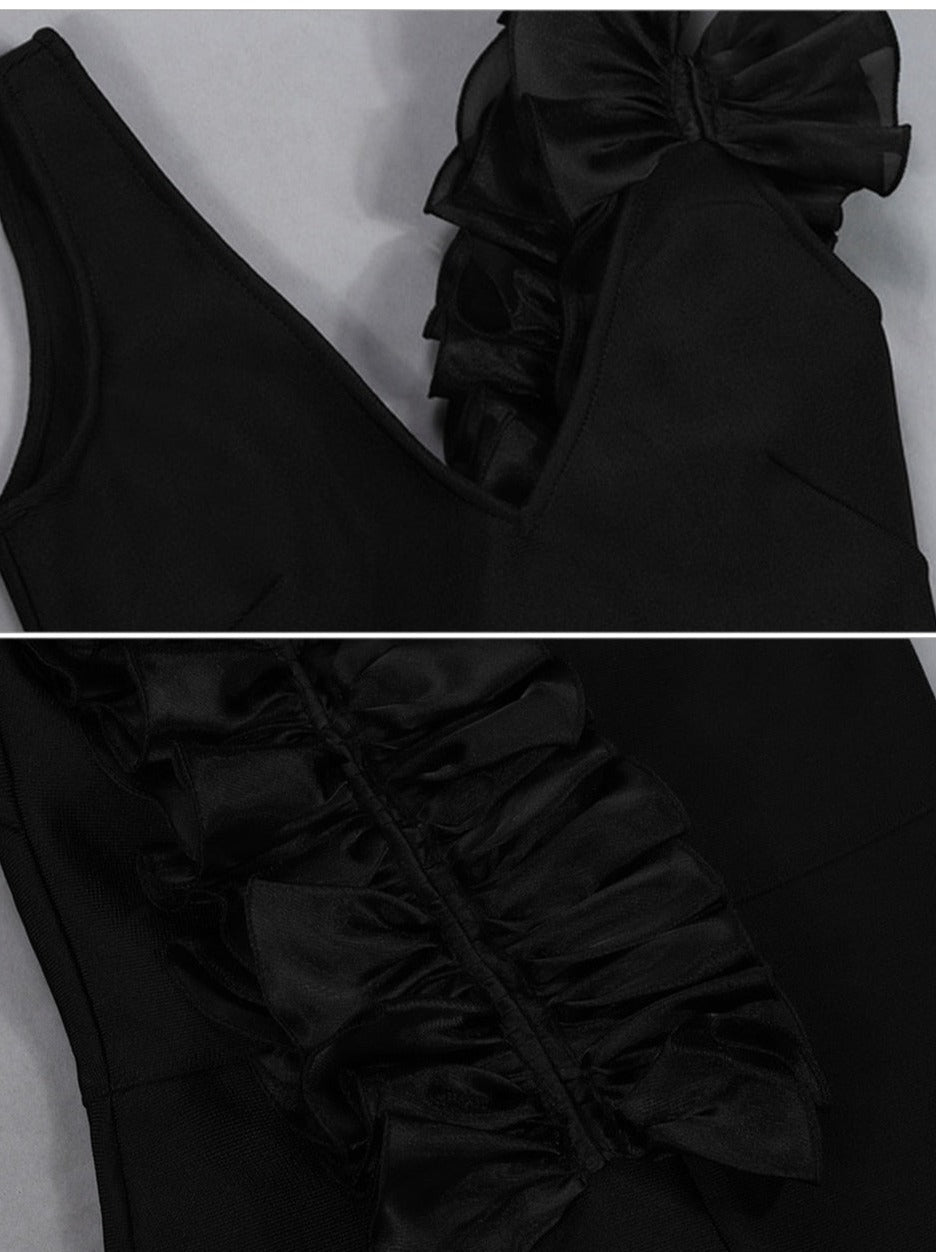 Effortlessly Elegant Dress with a Timeless Design
