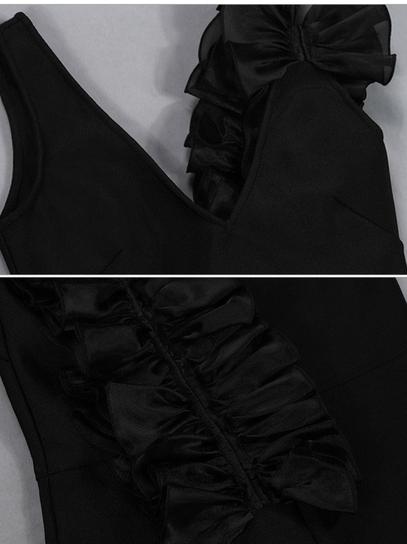 Effortlessly Elegant Dress with a Timeless Design