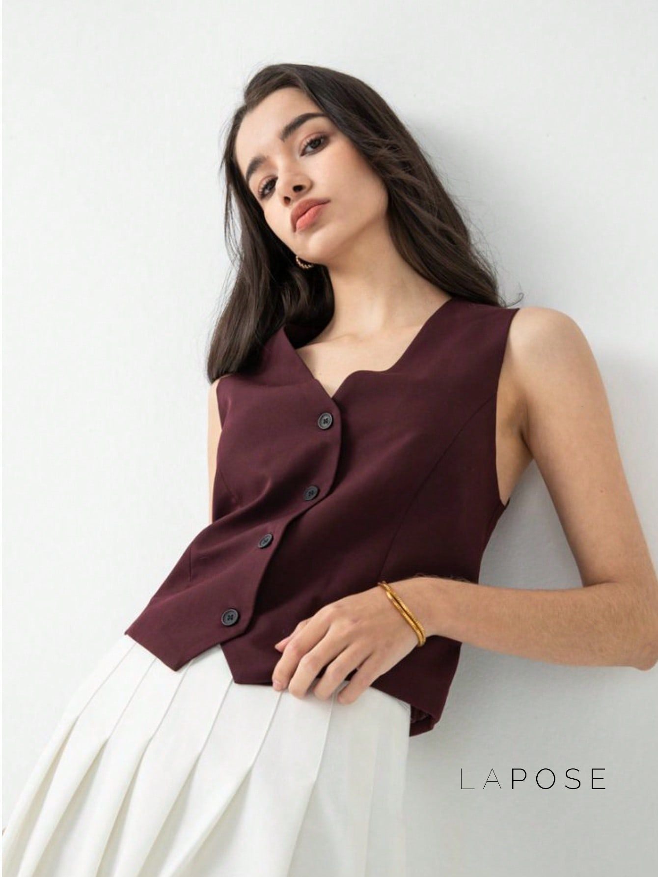 Beautifully Finished Garment in a Timeless Design
