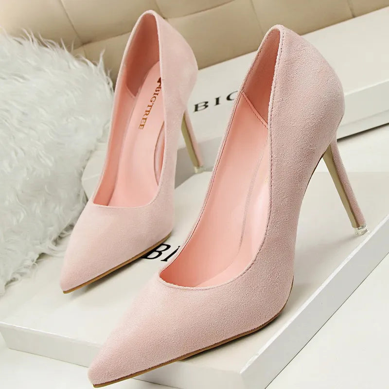 Gracefully Styled Shoes for Any Occasion
