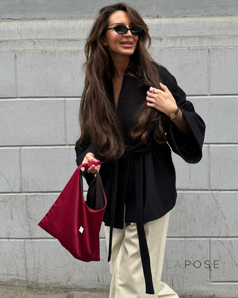 Effortlessly Elegant Jacket with a Timeless Design