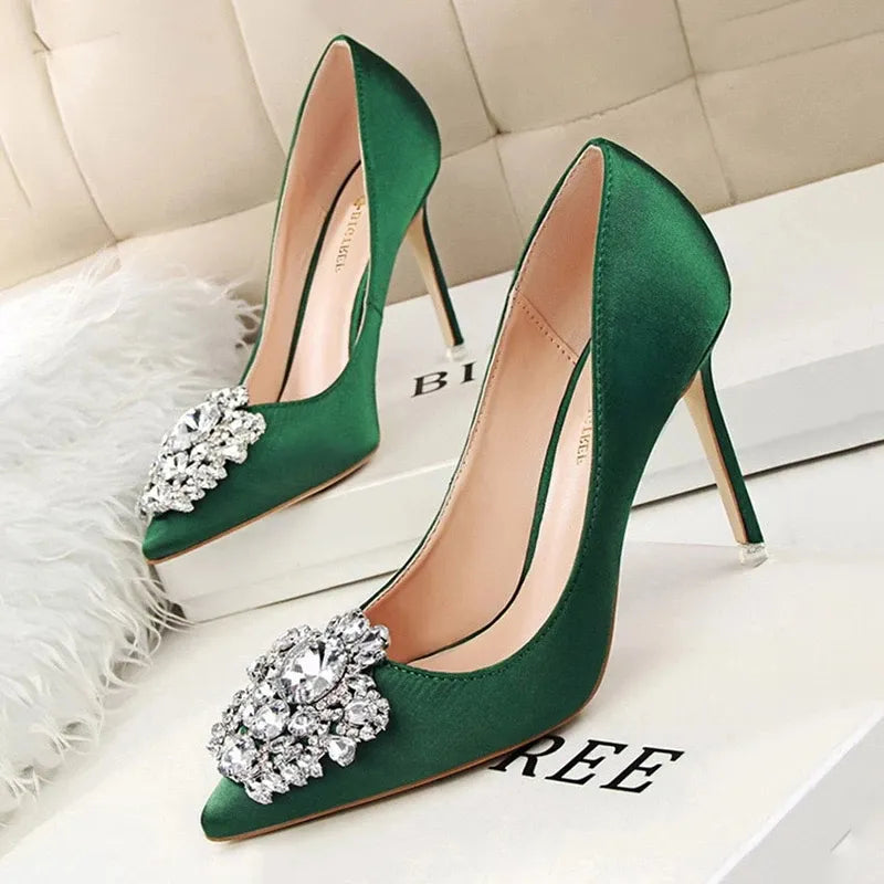 Elegantly Styled Heels for Everyday Wear