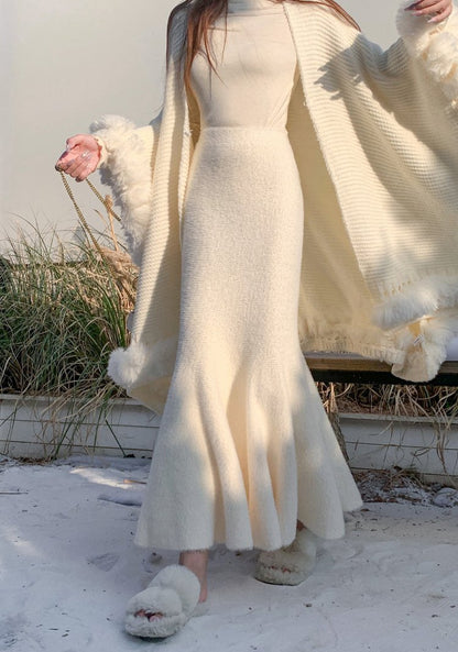 Effortlessly Elegant Garment with a Timeless Design
