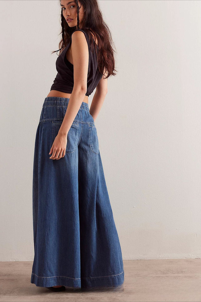 Elegantly Designed Garment