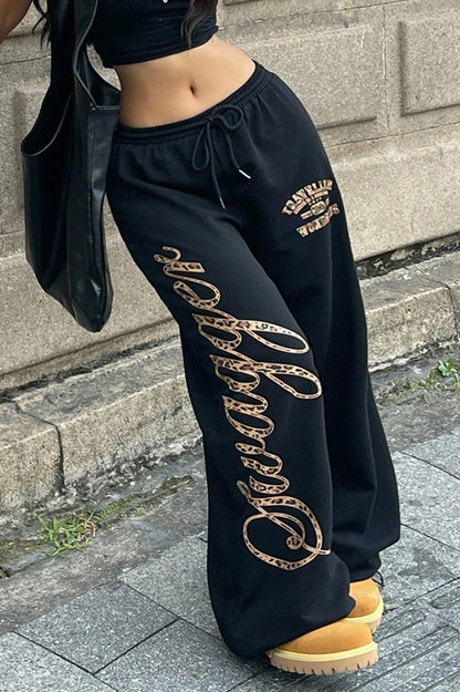 Gracefully Styled Pants for Any Occasion