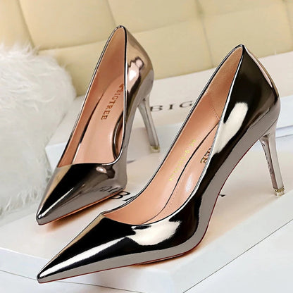 A Vintage Style Shoes with Delicate Timeless Details