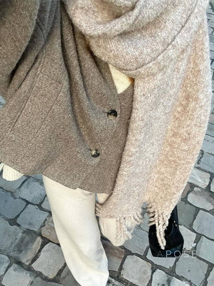Gracefully Styled Coat for Any Occasion