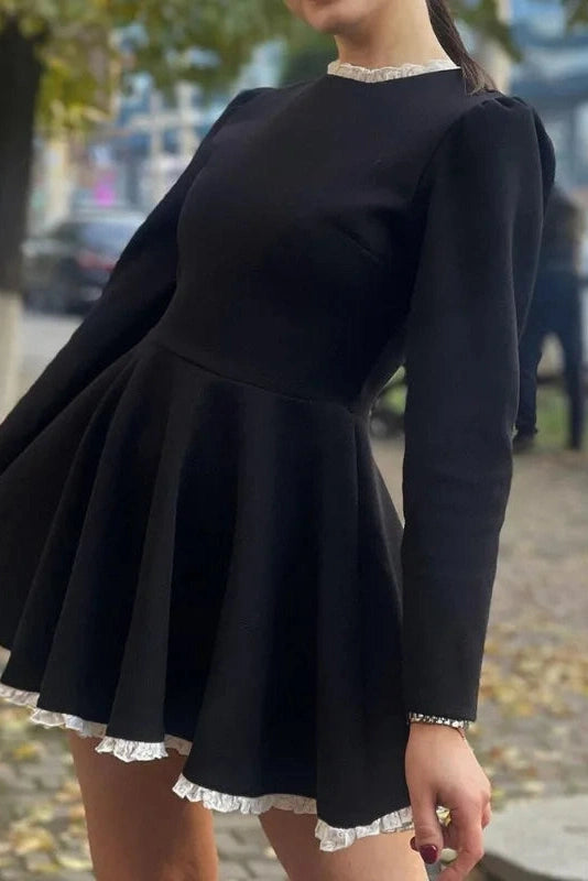 Gracefully Styled Dress for Any Occasion