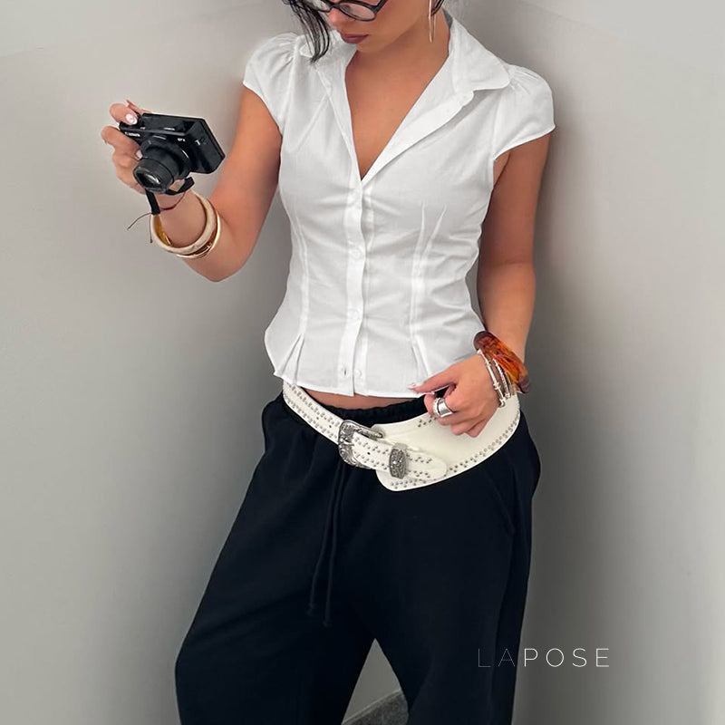 Beautifully Finished Top in a Timeless Design