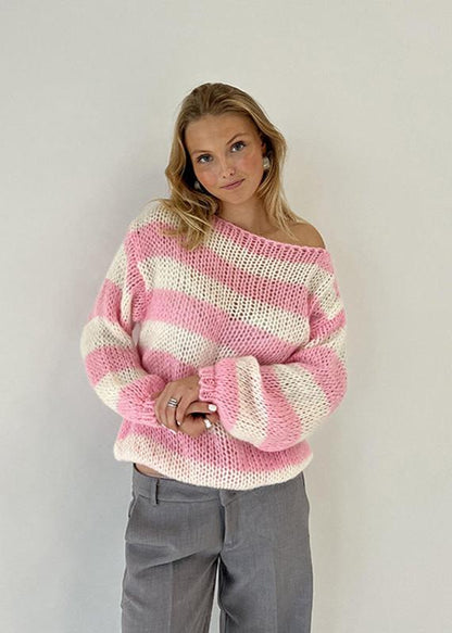 Effortlessly Elegant Sweater with a Timeless Design