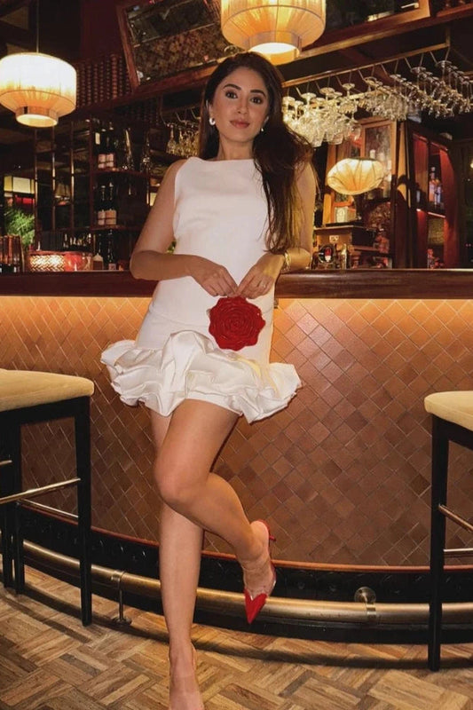 Sophisticated Dress with a Clean Classic Look