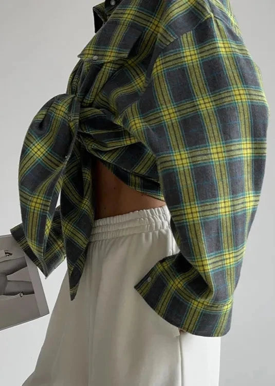 Effortlessly Elegant Shirt with a Timeless Design
