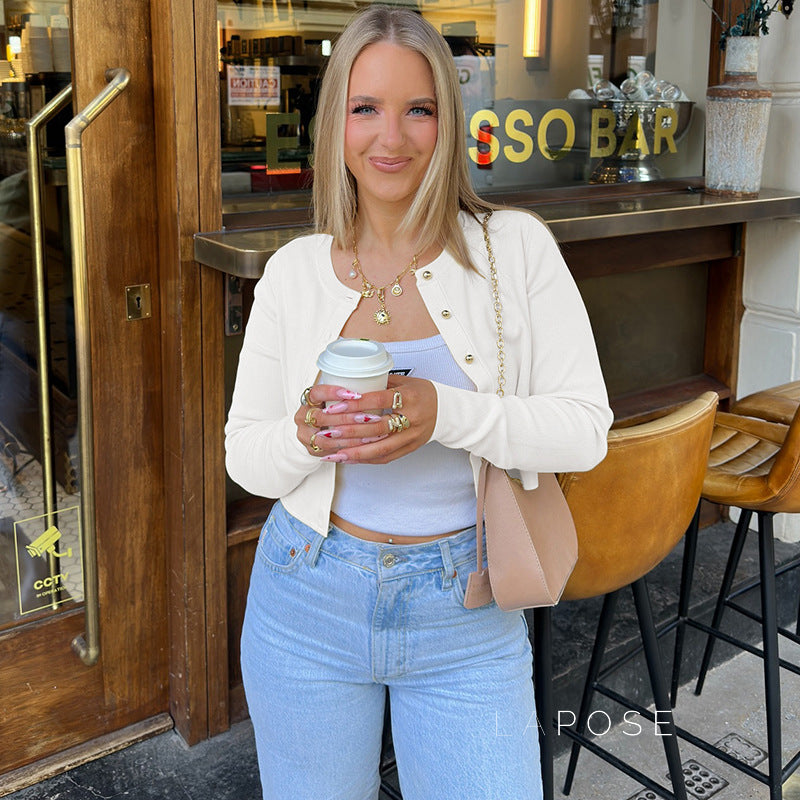 Elegantly Styled Cardigan for Everyday Wear