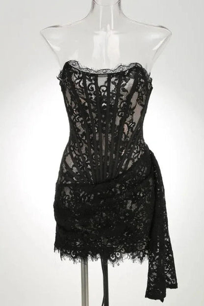 Gracefully Styled Dress for Any Occasion