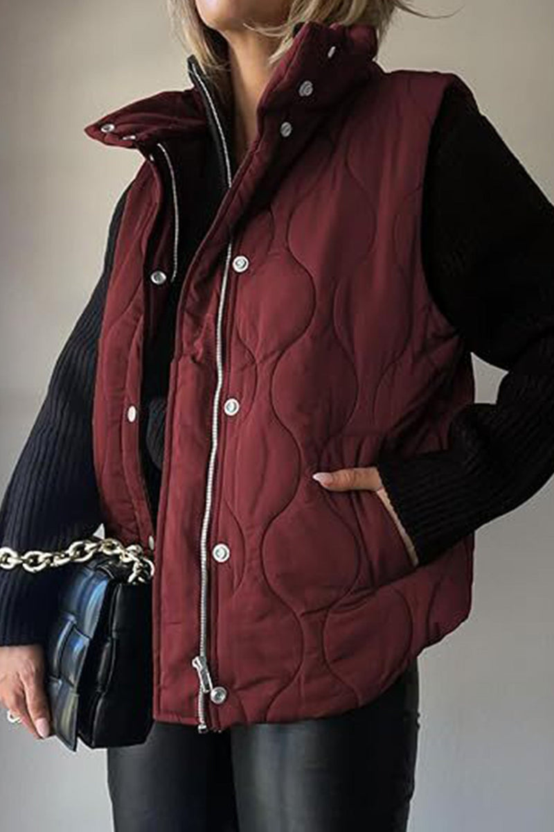 Sophisticated Garment with a Clean Classic Look