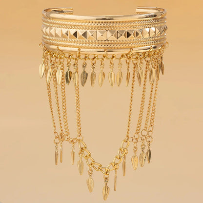 Gracefully Styled Garment for Any Occasion