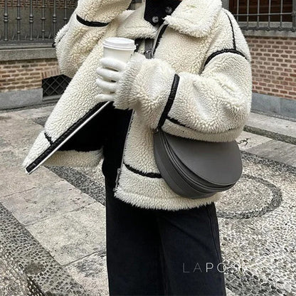Gracefully Styled Jacket for Any Occasion