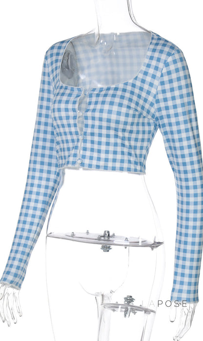 Beautifully Crafted Top in a Classic Style