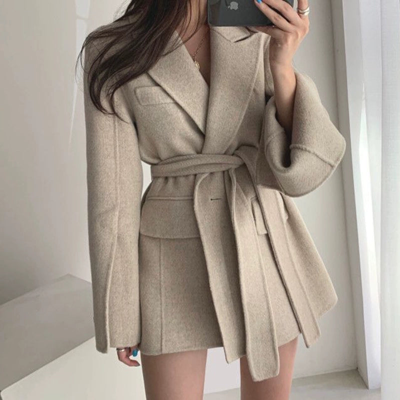 Beautifully Finished Coat in a Timeless Design