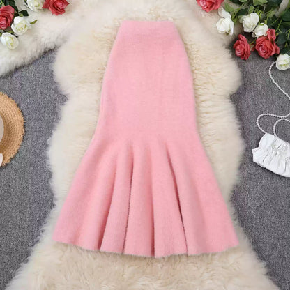 Effortlessly Elegant Garment with a Timeless Design