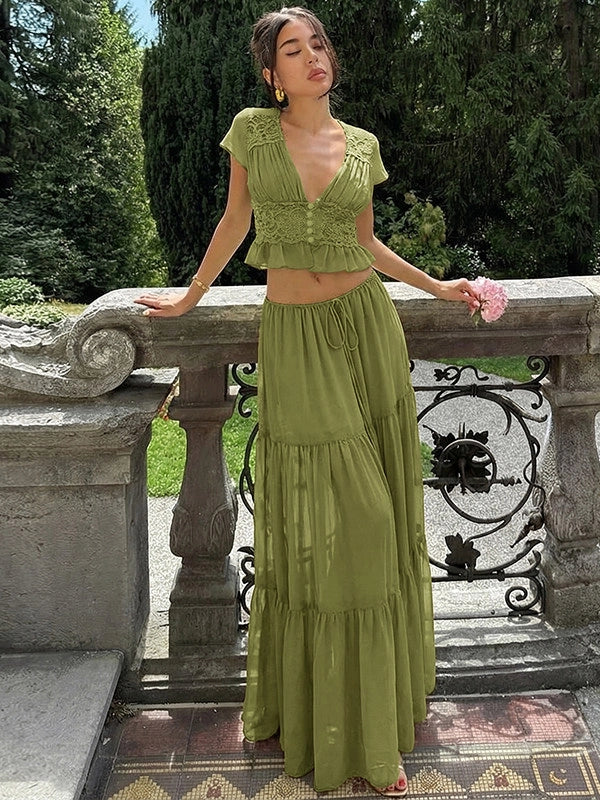Well Tailored Garment with a Graceful Silhouette