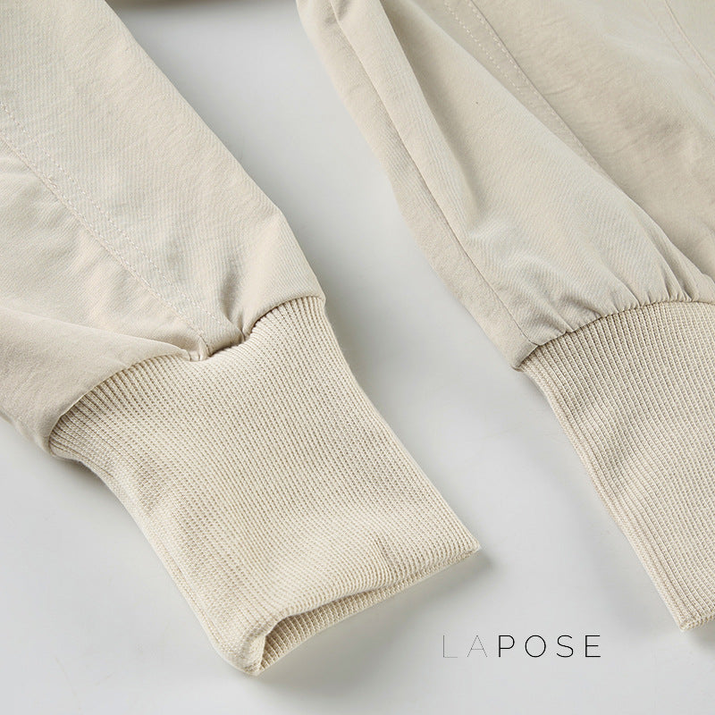 Well Tailored Jacket with a Graceful Silhouette