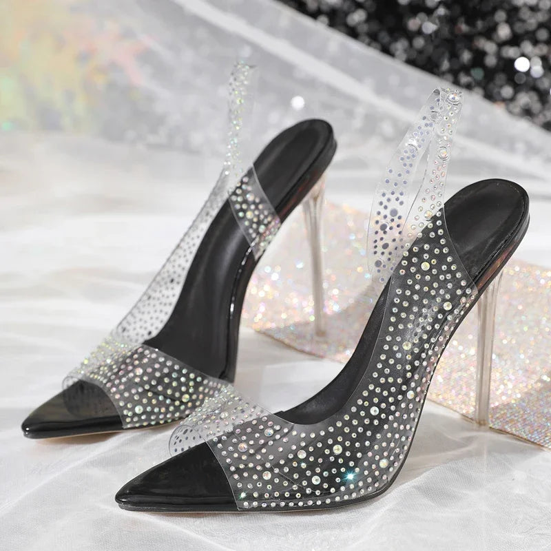Classic Vintage Heels with a Flattering Fit