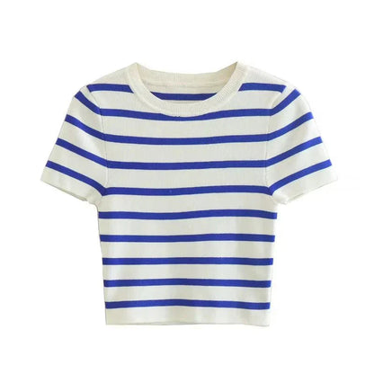 Beautifully Finished Top in a Timeless Design