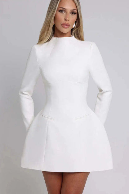 Well Tailored Dress with a Graceful Silhouette