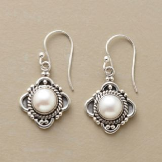 Lotus Pearl Earrings