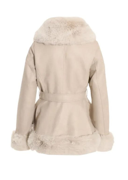 Beautifully Finished Coat in a Timeless Design