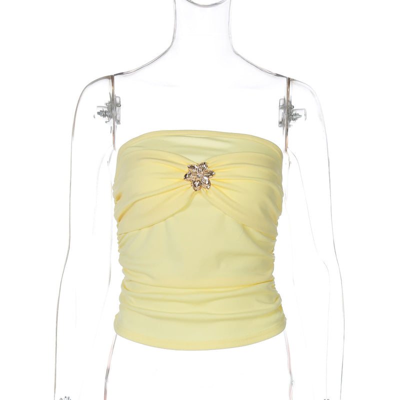 Well Tailored Top with a Graceful Silhouette