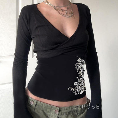 Effortlessly Elegant Top with a Timeless Design