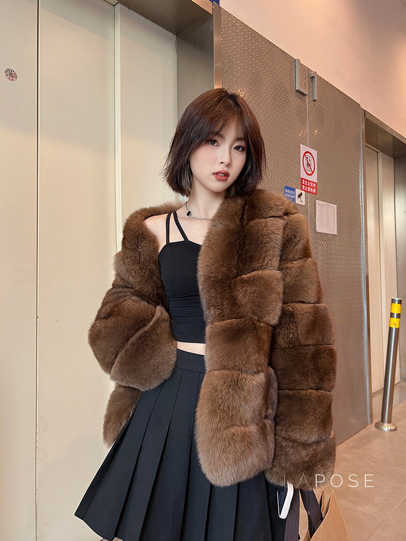 Beautifully Finished Jacket in a Timeless Design