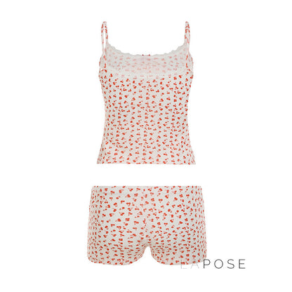 Sophisticated Garment with a Clean Classic Look