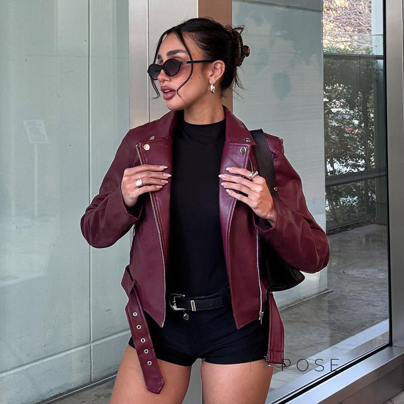 Elegantly Styled Jacket for Everyday Wear