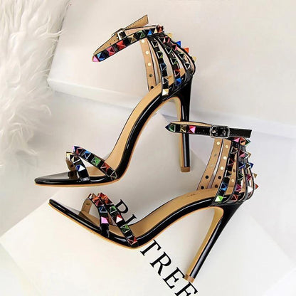 Polished Sandals with an Effortless Classic Look